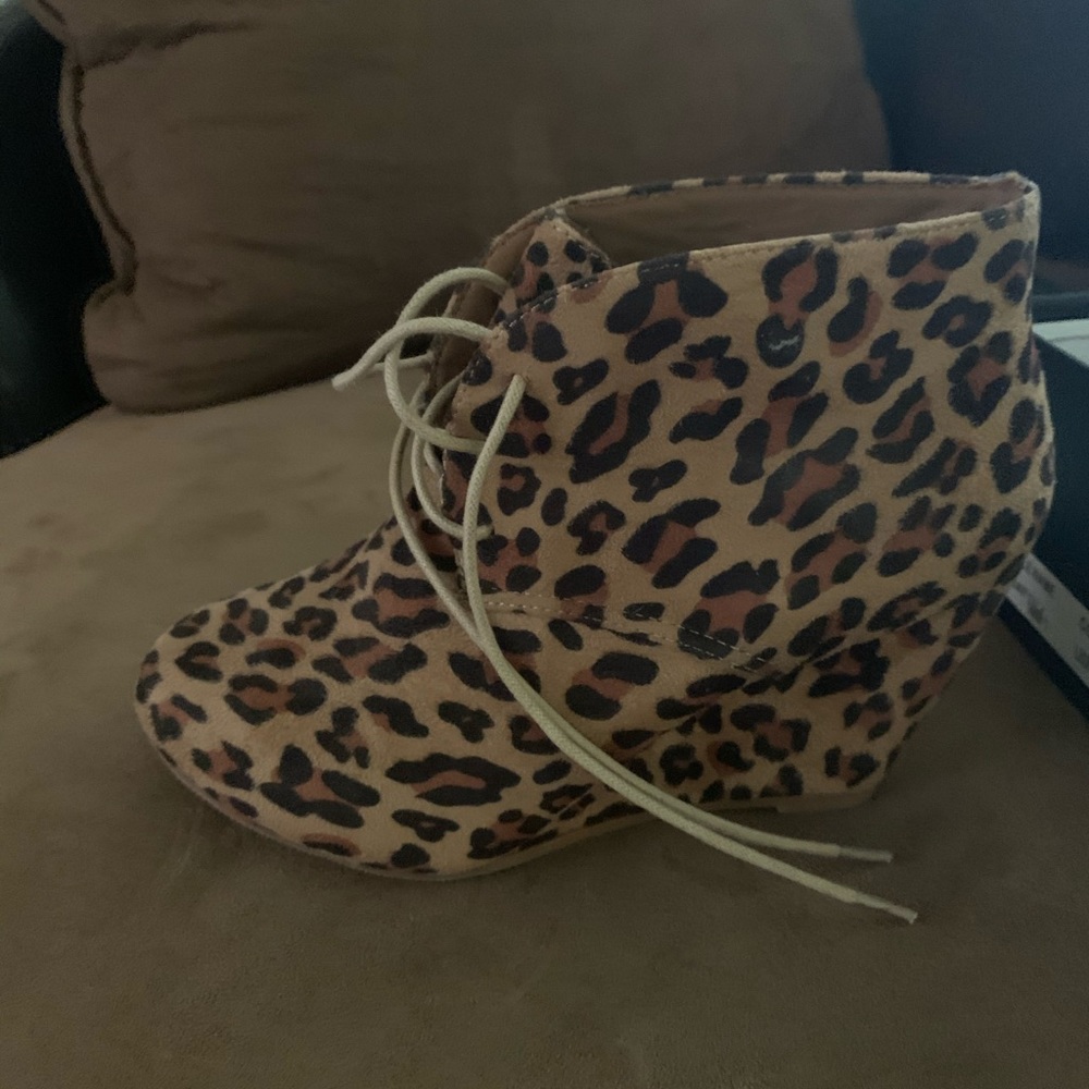 Booties - Picture 3 of 5